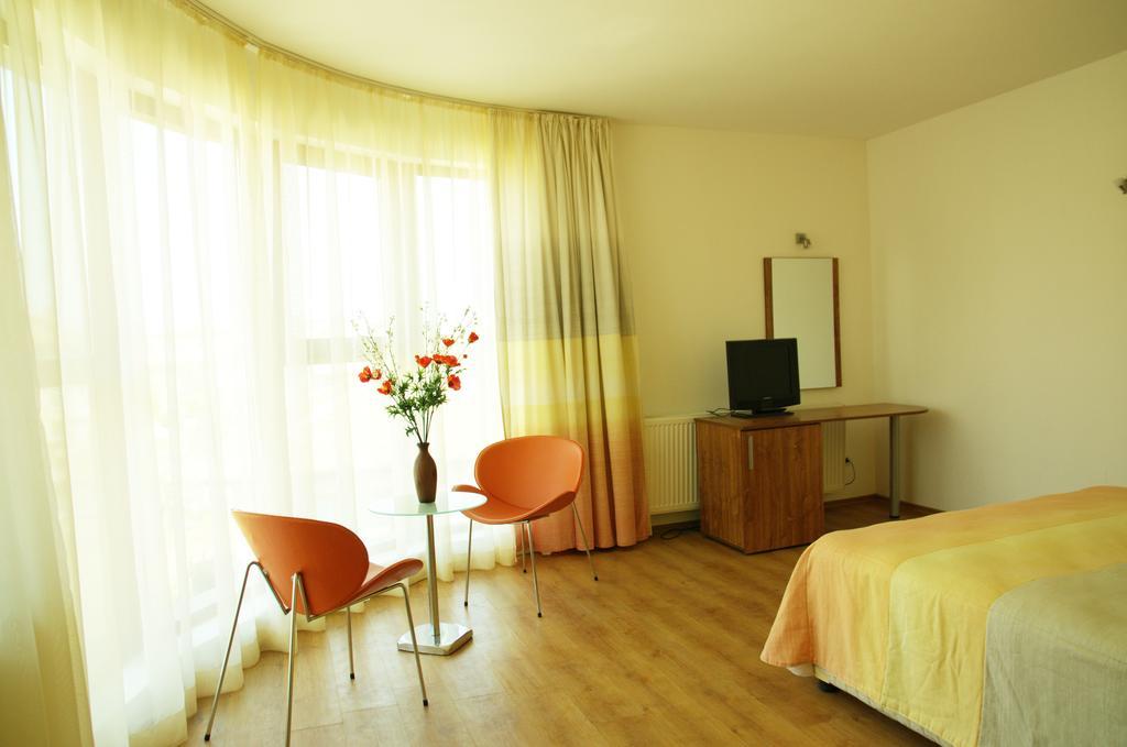 Hotel Sany Πριμόρσκο Δωμάτιο φωτογραφία