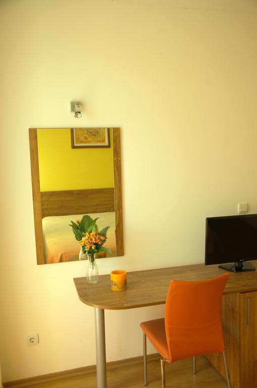 Hotel Sany Πριμόρσκο Δωμάτιο φωτογραφία